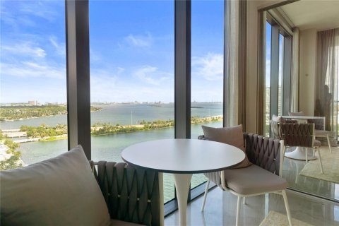 Condo in Miami, Florida, 3 bedrooms  № 1946308 - photo 27