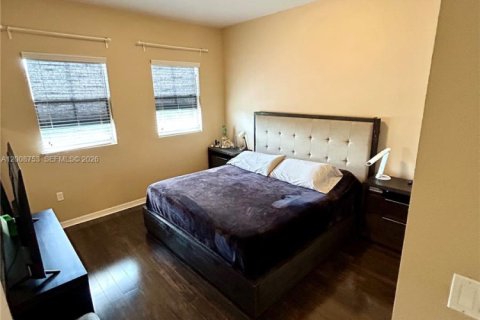 Condo in Doral, Florida, 3 bedrooms  № 2074210 - photo 10