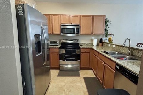 Condo in Doral, Florida, 3 bedrooms  № 2074210 - photo 6