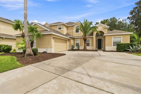 House in Kissimmee, Florida 4 bedrooms, 289.76 sq.m. № 2280330