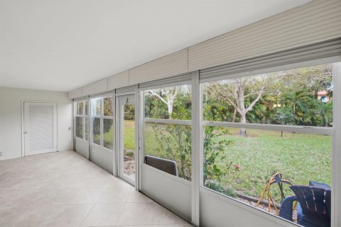 Condo in Stuart, Florida, 2 bedrooms  № 2078567 - photo 19