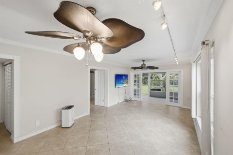 Condo in Stuart, Florida, 2 bedrooms  № 2078567 - photo 3