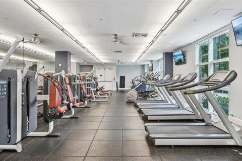 Condo in Miami, Florida, 2 bedrooms № 2169192 - photo 23