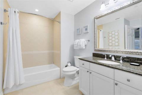 Condominio en venta en Four Corners, Florida, 3 dormitorios, 151.43 m2 № 1518393 - foto 11