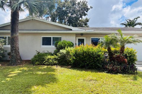 Casa en Fort Lauderdale, Florida 4 dormitorios, 155.33 m2 № 2387934