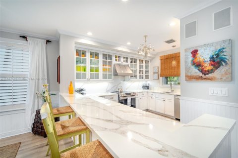 Adosado en venta en Key West, Florida, 4 dormitorios, 231.14 m2 № 1847690 - foto 18