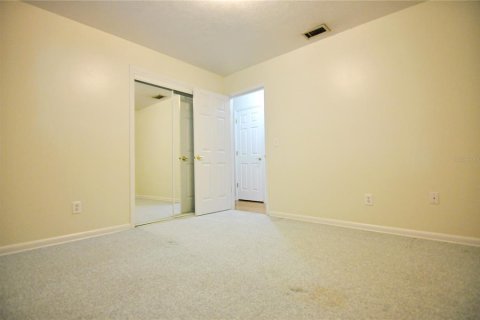 House in Zephyrhills, Florida 4 bedrooms, 212 sq.m. № 1777227 - photo 30