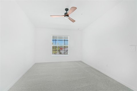 Copropriété à louer à Lakewood Ranch, Floride: 2 chambres, 126.9 m2 № 2094755 - photo 18