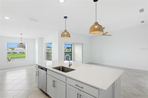 Copropriété à louer à Lakewood Ranch, Floride: 2 chambres, 126.9 m2 № 2094755 - photo 14
