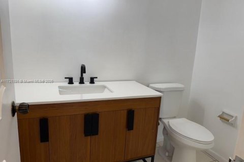 Купить кондоминиум в Бей-Харбор-Айлендс, Флорида 1 спальня, 96.62м2, № 2014942 - фото 22