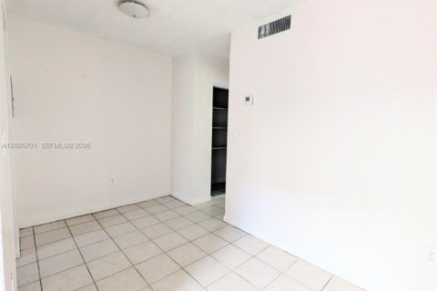 Copropriété à louer à Homestead, Floride: 2 chambres № 2385047 - photo 2