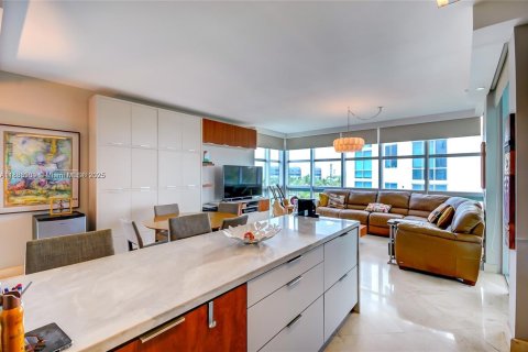 Condominio en alquiler en Aventura, Florida, 3 dormitorios, 167.04 m2 № 2013043 - foto 4