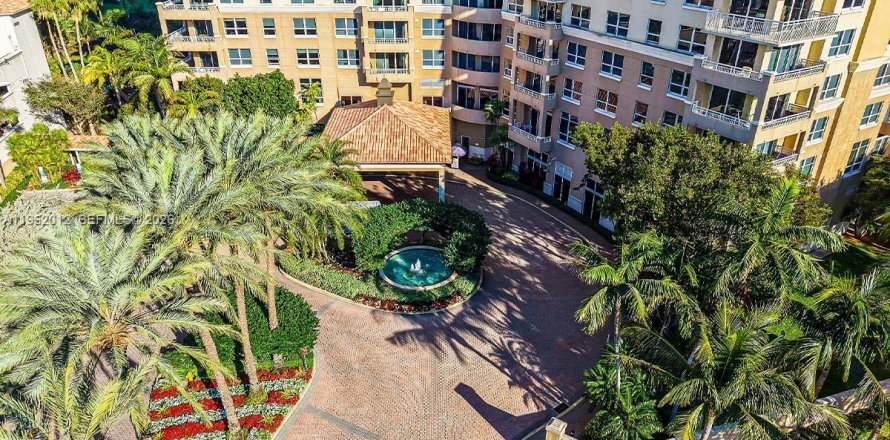 Кондоминиум с 2 спальнями в Авентура, Флорида № 2023828