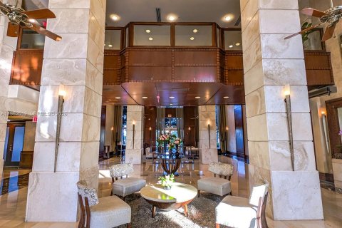 Купить кондоминиум в Авентура, Флорида 2 спальни, 115.66м2, № 2023828 - фото 2