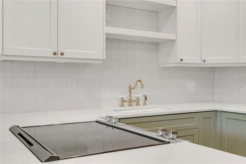 Condo in Saint Petersburg, Florida, 2 bedrooms  № 2229500 - photo 12