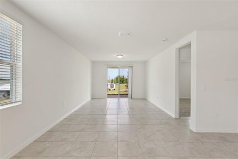 House in Lake Alfred, Florida 3 bedrooms, 155.7 sq.m. № 1578217 - photo 5