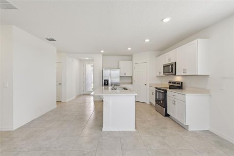 House in Lake Alfred, Florida 3 bedrooms, 155.7 sq.m. № 1578217 - photo 10