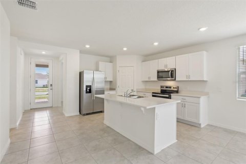 House in Lake Alfred, Florida 3 bedrooms, 155.7 sq.m. № 1578217 - photo 9
