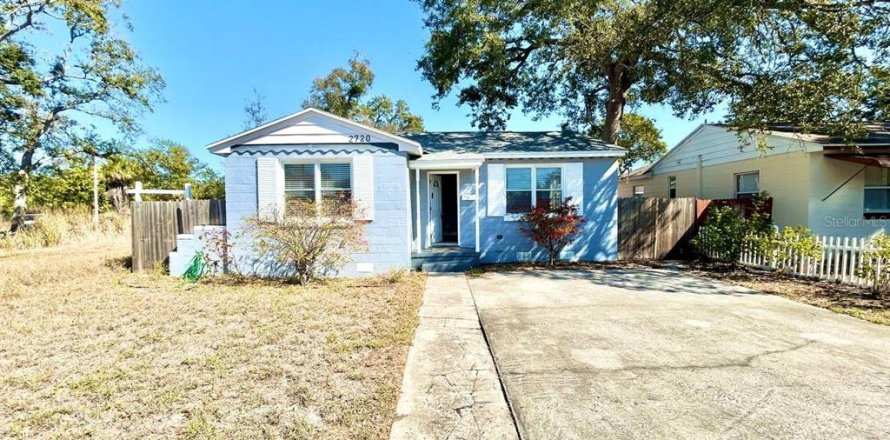 Casa en Saint Petersburg, Florida 4 dormitorios, 120.59 m2 № 2094359
