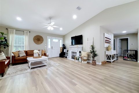 Villa ou maison à vendre à Winter Haven, Floride: 4 chambres, 170.01 m2 № 2415224 - photo 9