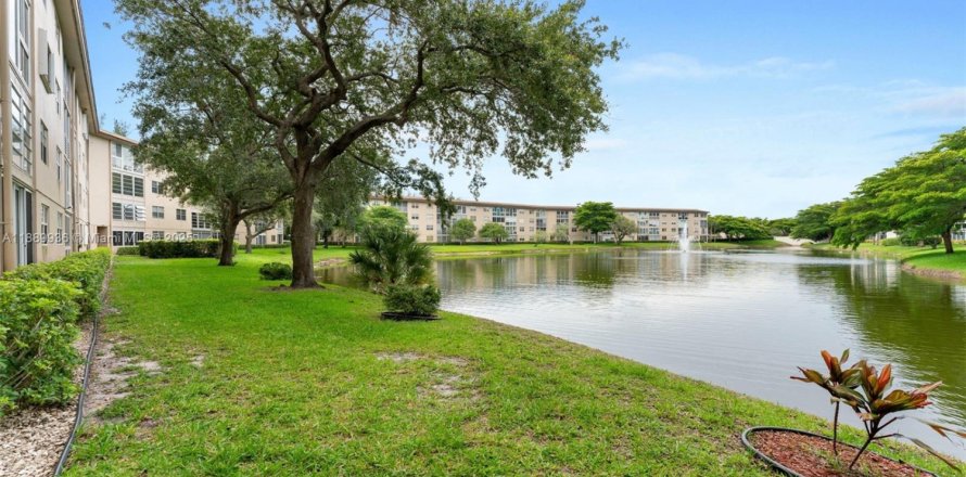 Condo à Coconut Creek, Floride, 2 chambres  № 1951600