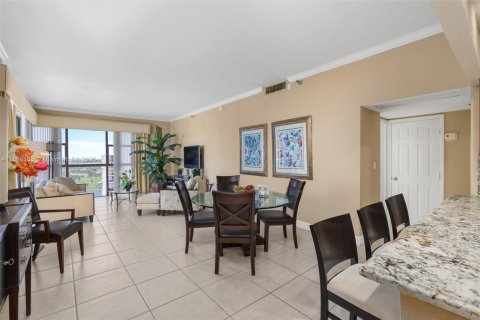 Copropriété à vendre à Aventura, Floride: 2 chambres, 112.78 m2 № 1958551 - photo 29