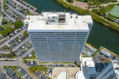 Copropriété à vendre à Aventura, Floride: 2 chambres, 112.78 m2 № 1958551 - photo 12