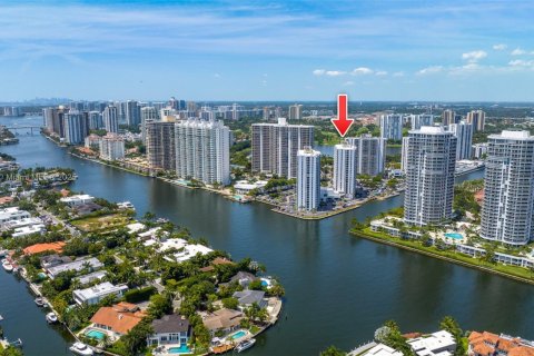 Copropriété à vendre à Aventura, Floride: 2 chambres, 112.78 m2 № 1958551 - photo 17