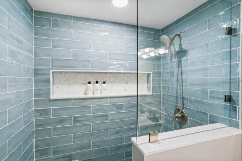 Condo in Indian Shores, Florida, 3 bedrooms № 2225730 - photo 15