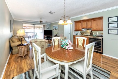 Condo in Venice, Florida, 2 bedrooms  № 1540142 - photo 11