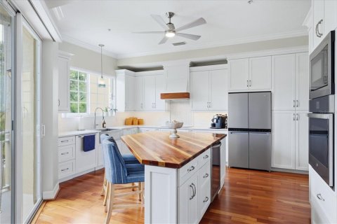 Townhouse in Venice, Florida 4 bedrooms, 308.81 sq.m. № 2408487 - photo 24