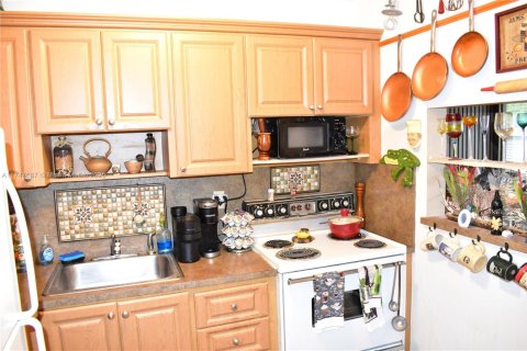 Copropriété à vendre à Sunrise, Floride: 1 chambre, 54.81 m2 № 1730361 - photo 5