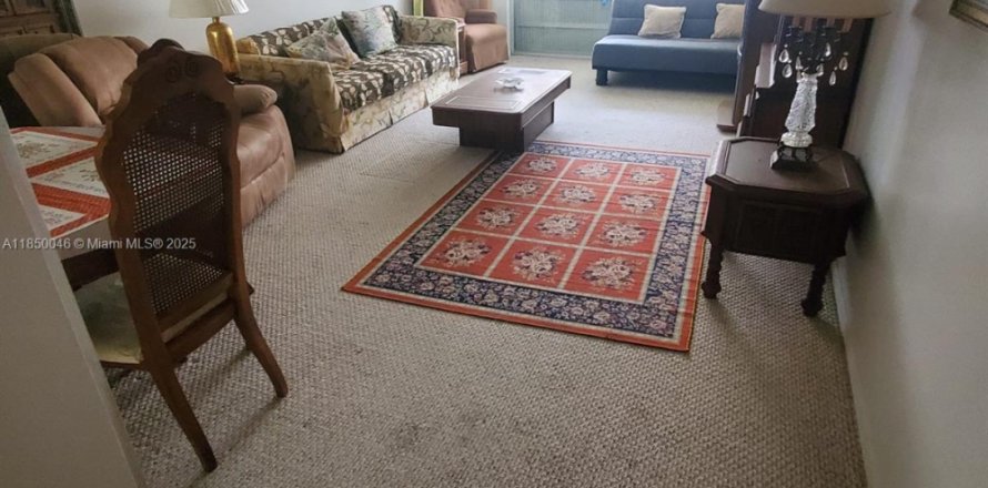 Condo in Hallandale Beach, Florida, 1 bedroom  № 1856997