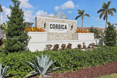 Таунхаус в Хомстед, Флорида 3 спальни, 149.76м2 № 2002221