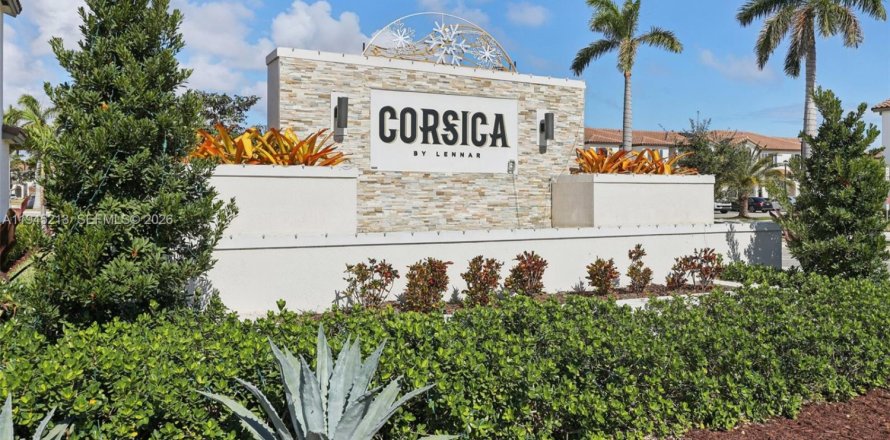 Таунхаус в Хомстед, Флорида 3 спальни, 149.76м2 № 2002221