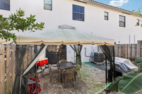 Купить таунхаус в Хомстед, Флорида 3 спальни, 149.76м2, № 2002221 - фото 28