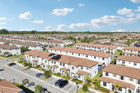 Купить таунхаус в Хомстед, Флорида 3 спальни, 149.76м2, № 2002221 - фото 20