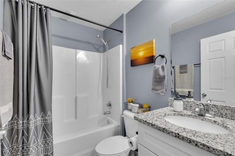 House in Ocklawaha, Florida 3 bedrooms, 122.91 sq.m. № 2128888 - photo 25