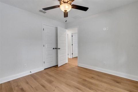 House in Lakeland, Florida 3 bedrooms, 137.87 sq.m. № 1744458 - photo 20