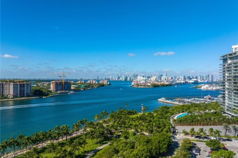 Condo à Miami Beach, Floride, 2 chambres  № 2008925