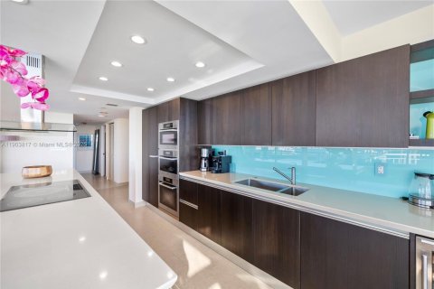 Copropriété à vendre à Miami Beach, Floride: 2 chambres, 118.08 m2 № 2008925 - photo 14