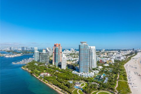 Copropriété à vendre à Miami Beach, Floride: 2 chambres, 118.08 m2 № 2008925 - photo 26