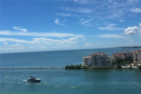 Copropriété à vendre à Miami Beach, Floride: 2 chambres, 118.08 m2 № 2008925 - photo 8