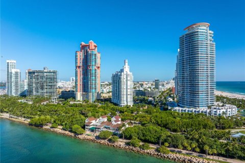 Copropriété à vendre à Miami Beach, Floride: 2 chambres, 118.08 m2 № 2008925 - photo 27