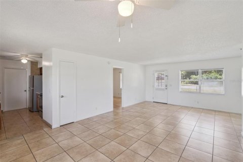 Villa ou maison à vendre à Ocala, Floride: 3 chambres, 101.45 m2 № 2236305 - photo 4
