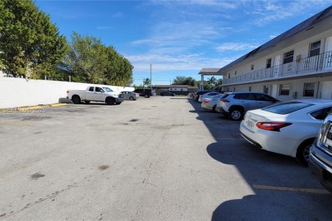 Appartement à louer à Opa-locka, Floride: 2 chambres, 78.97 m2 № 2061629 - photo 21