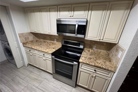 Copropriété à vendre à Orlando, Floride: 2 chambres, 92.9 m2 № 2091446 - photo 11