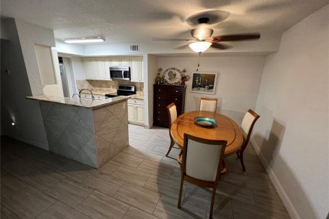 Copropriété à vendre à Orlando, Floride: 2 chambres, 92.9 m2 № 2091446 - photo 8