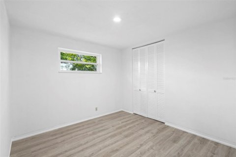 House in Daytona Beach, Florida 3 bedrooms, 110.18 sq.m. № 1916251 - photo 16