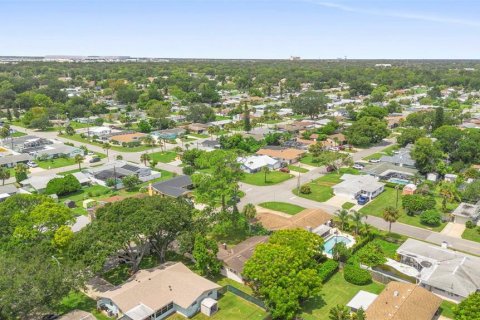 House in Daytona Beach, Florida 3 bedrooms, 110.18 sq.m. № 1916251 - photo 24